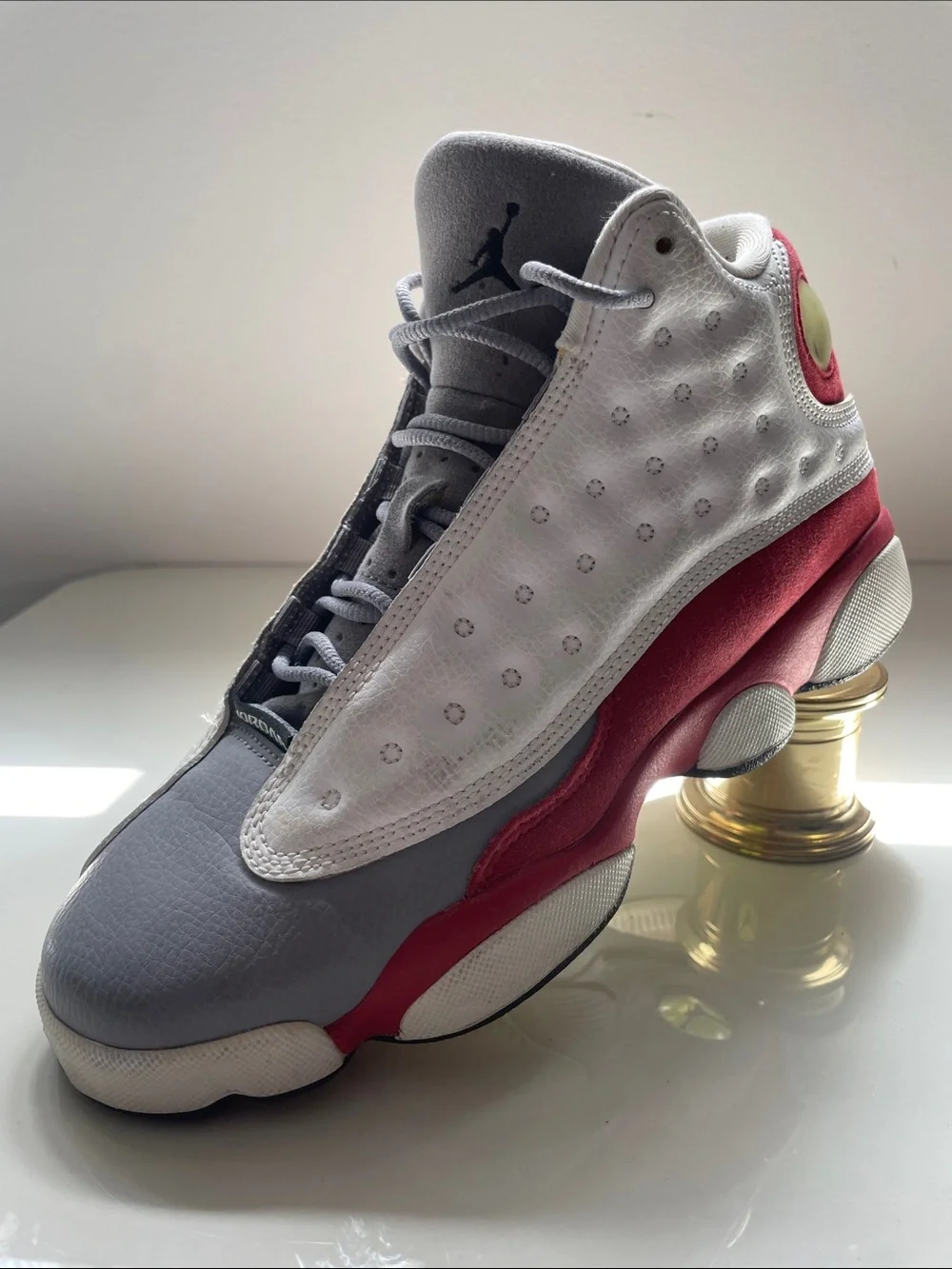 Jordan Kids Gray, White & Red Retro Sneakers 2014 sz 6 Y